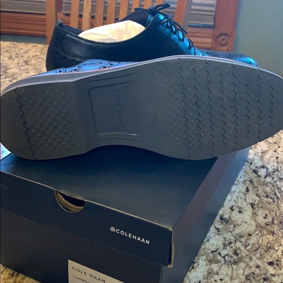 Cole Haan black dress shoes - Picture 4 of 4